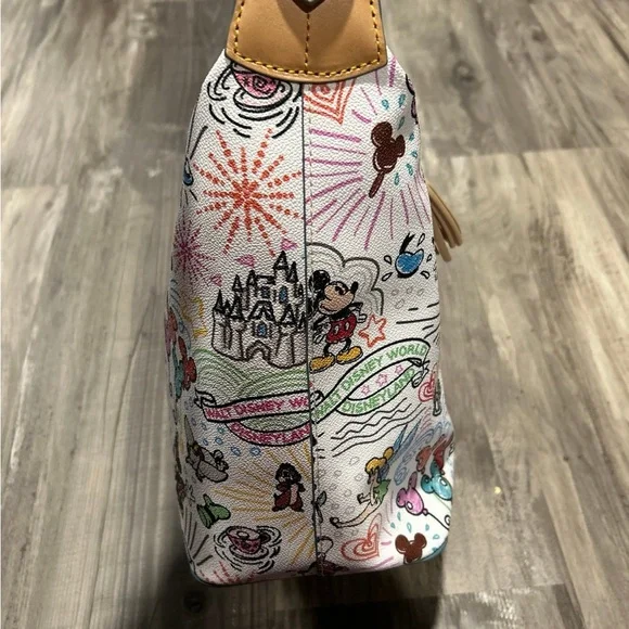 Dooney and Bourke Disney Paige Sac sketch - Picture 4 of 8